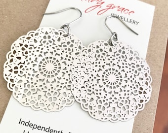 Silver Filigree Earrings , Mandala Style Pattern , Modern Boho Hippie Jewellery , Super Shiny Metal Charm Earrings