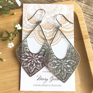 Shiny Silver Filigree Earrings , Delicate Metal Lightweight Earrings , Floral Design Mandala Charm Earrings