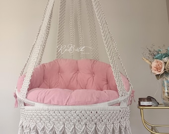 Silla colgante para exteriores, hamaca de macramé, columpio de macramé acolchado de color rosa, regalo para ella