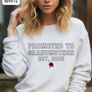 Personalized Mom Gift For Grandma Sweatshirt, Mothers Day Gift, Nana Sweatshirt, Tante Sweatshirt, Sweatshirt, Mommy Sweatshirt,Mama Gift