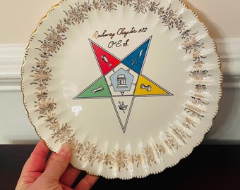 Vintage 1976 OES Ritual Book White Leather Bound Gold Emblem Order of ...