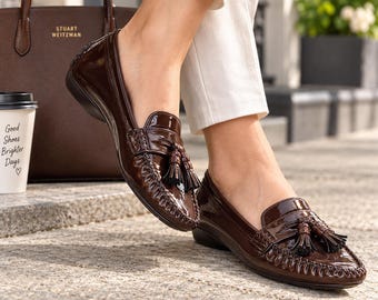 Stuart Weitzman Brown Patent Leather Tassel Loafers Womens 9N Made in Spain