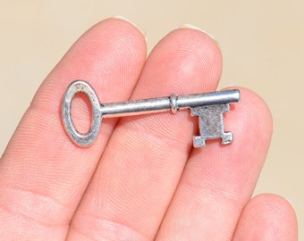 Old Fashioned Key | Etsy