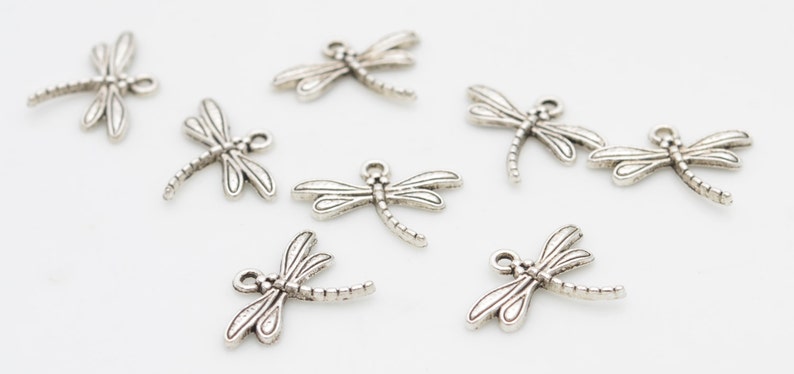1 Dragonfly Silver Tone Charm SC6545