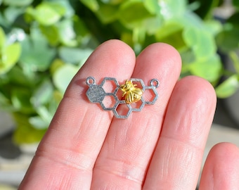 BULK 20 Honeycomb with a Gold Bee Silver Tone Connector Charms SC2239