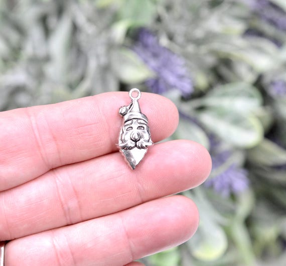 BULK 50  Santa Claus, Old Saint Nick Silver Tone Charms SC3307