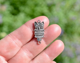 5  Owl Connector Silver Tone Charms SC3202