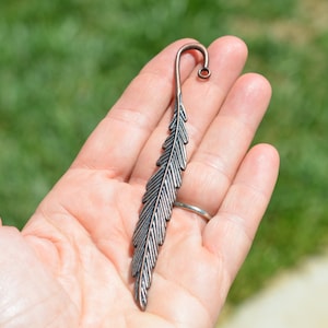 BULK 20  Copper Feather  Bookmark Holders F472