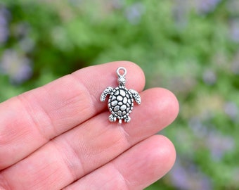 1 Tortoise Silver Tone Charm SC5557