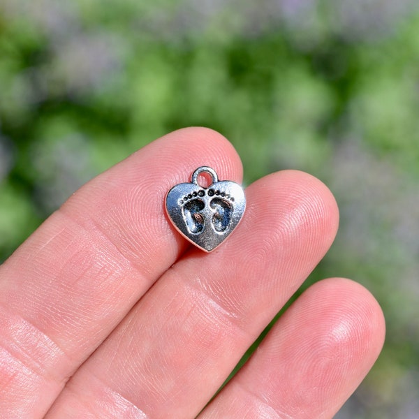 5  Heart Silver Tone Charms with Two Little Footprints SC2650