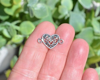 10  Heart Connector Charms SC1644