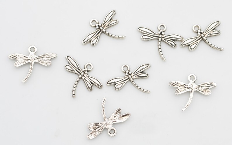 1 Dragonfly Silver Tone Charm SC6545