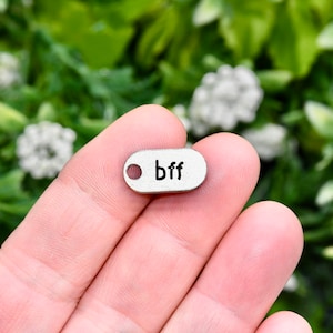 10   BFF,  Best Friends Forever Silver Tone Charms SC1880