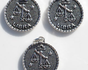 LIBRAです。 1 Libra Zodiac Silver Tone Charm SC1687 - Etsy