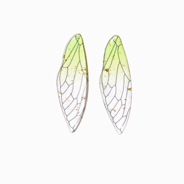 5  Green Butterfly Wing Charms SC1245