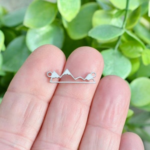 1 Mountain Connector Stainless Steel Charm SC6881