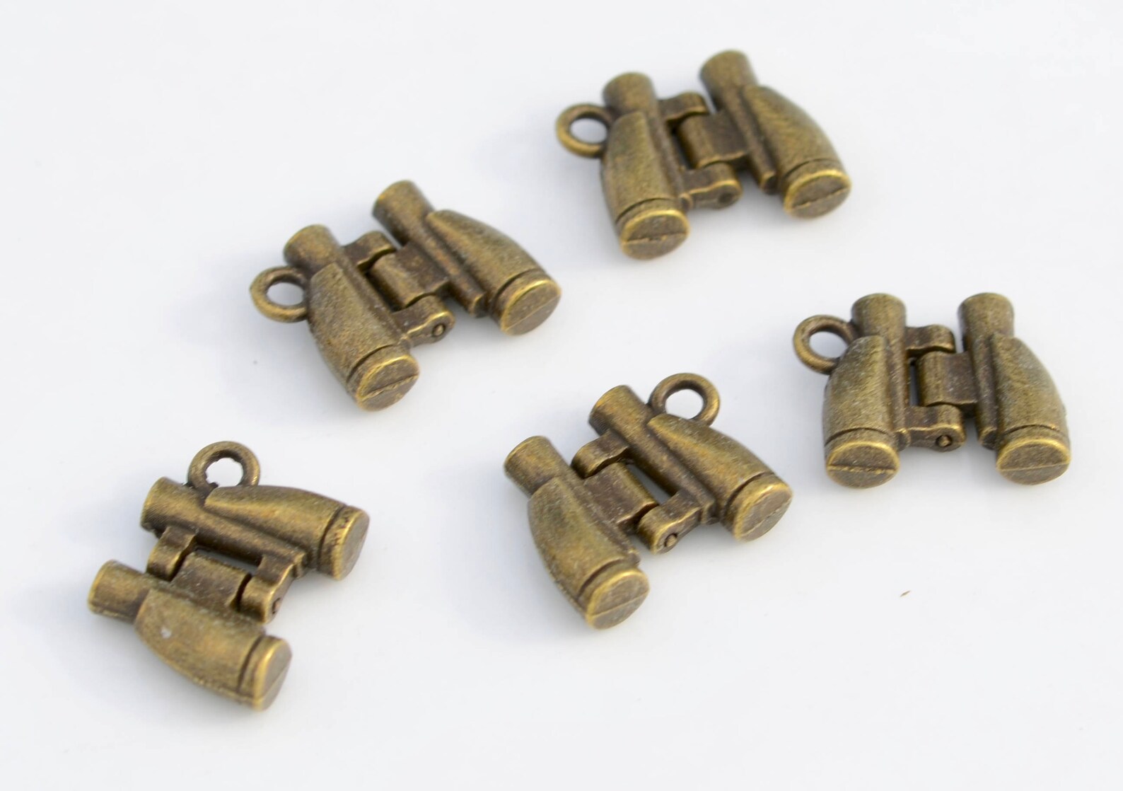 BULK 20 Binocular 3D Bronze Tone Charms BC5369 Etsy
