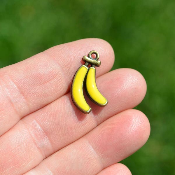 1  Yellow and Bronze Banana  Charm BC5145