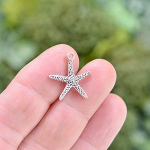 1 Starfish Silver Tone Charm SC3006