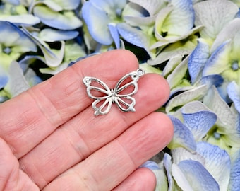 10 Butterfly  Silver Tone Charms SC2829