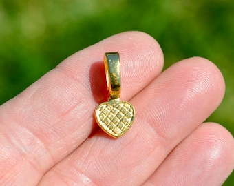 10   Heart Shape Gold Tone Glue On  Bail F437
