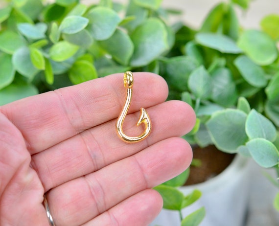 BULK 20 Fish Hook Gold Tone 3D Charms GC6019 -  Israel