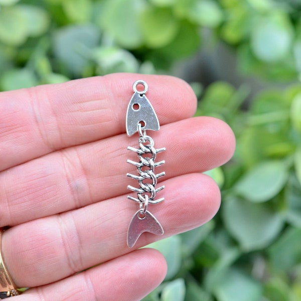 1 Fish Bones Silver  Tone Charm SC5372