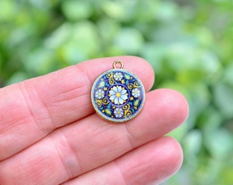 5 Blue, Purple and Yellow Flower Gold Tone Charms GC3315