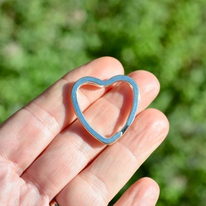 5  Heart Shape Silver Tone Split Key Rings  F345