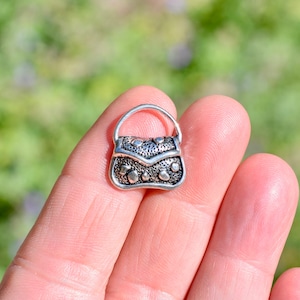 10  Purse  Silver Tone  Charms SC6341