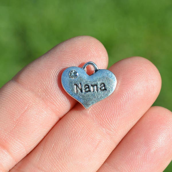 5 Nana Silver Tone Heart  Charms SC6441