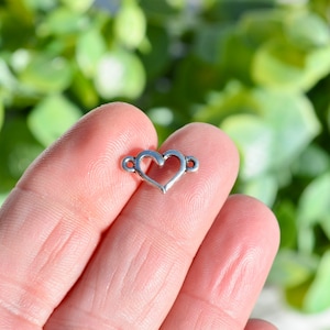 BULK 50  Heart Connector Silver Tone Charms SC2900