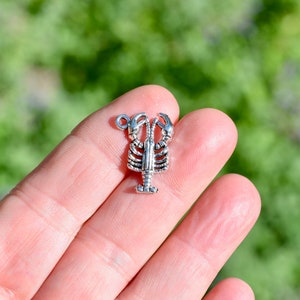 BULK 50   Lobster Silver Tone Charms SC2222