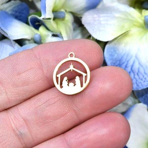 1 Nativity Scene Gold Plated Stainless Steel  Charm GC3279