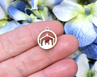 1 Nativity Scene Gold Plated Stainless Steel  Charm GC3279