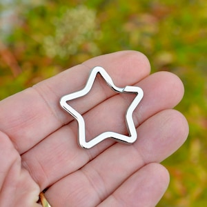 1 Stainless Steel Star Shape Split Key Ring  F319