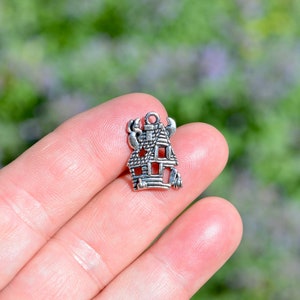 5  Haunted  House Silver Tone Charms SC1298
