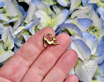 10 Cat Bronze Tone Charms BC2581