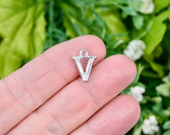 1 Letter V Silver Tone Charm SC3851