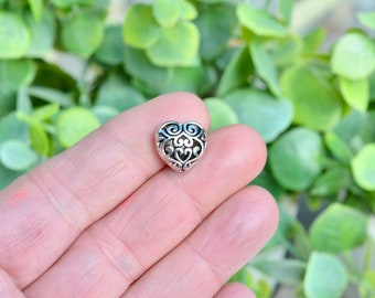 5 Decorative Heart Silver Tone 13mm  Beads BD418