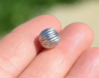 5  Stainless Steel 10mm Corrugated  Round Beads BD601