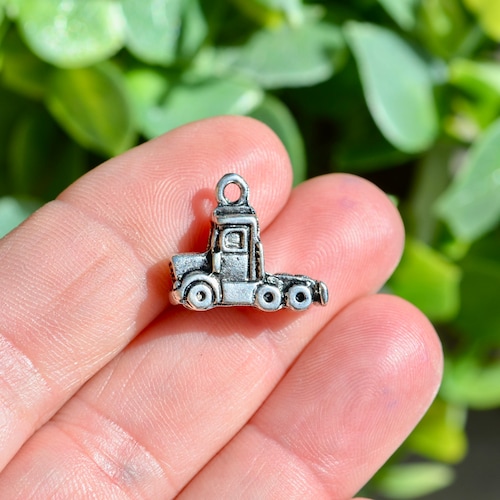 Semi Truck Charm Tractor Trailer Charm 18 Wheeler Charm Etsy