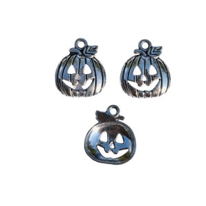 10 Jack O Lantern Pumpkin Halloween Silver Tone Charms SC6433 - Etsy