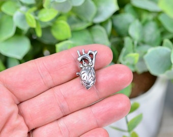 BULK 20 Anatomically Correct  Silver Tone Heart Charms SC3002