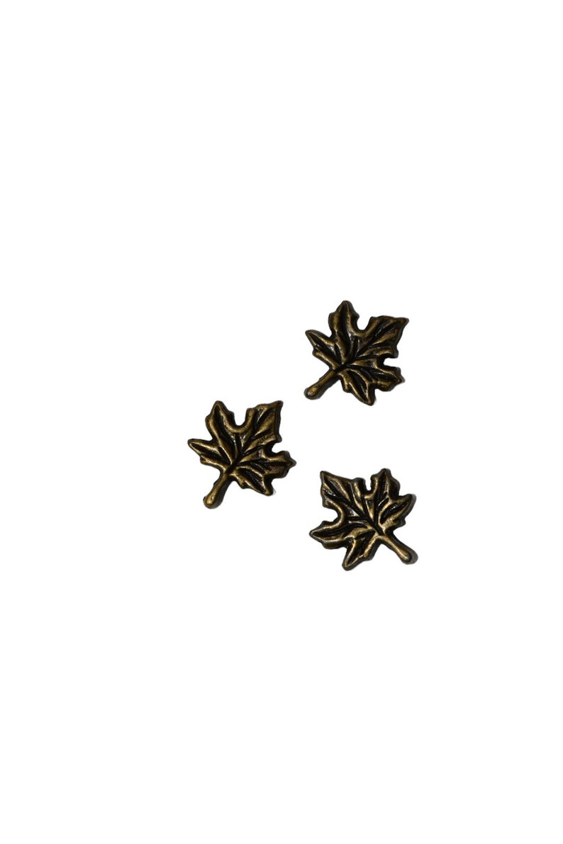 BULK 50 Maple Leaf Bronze Tone Charms BC2807 image 2