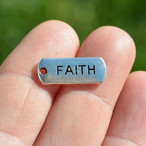 BULK 50  FAITH Silver Tone Word  Charms SC3740