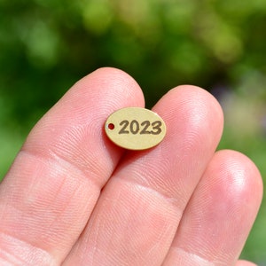 Year 2023 Custom Laser Engraved  Stainless Steel Gold Plated Charm CC1638