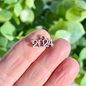 1 Year 2024 Silver Tone Charm SC5208