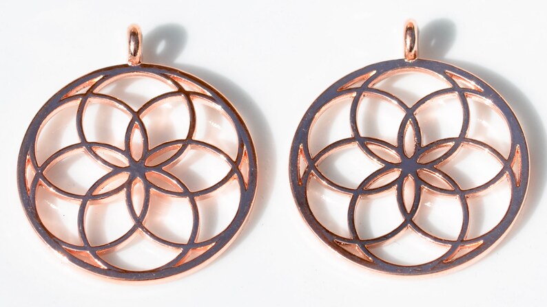 5 Flower Rose Gold Tone Charms GC3241