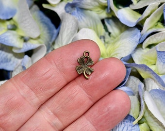 10 Clover 4 Leaf Bronze Tone  Charms BC2819